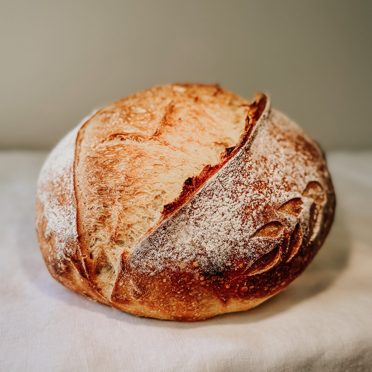 GOLDEN SOURDOUGH