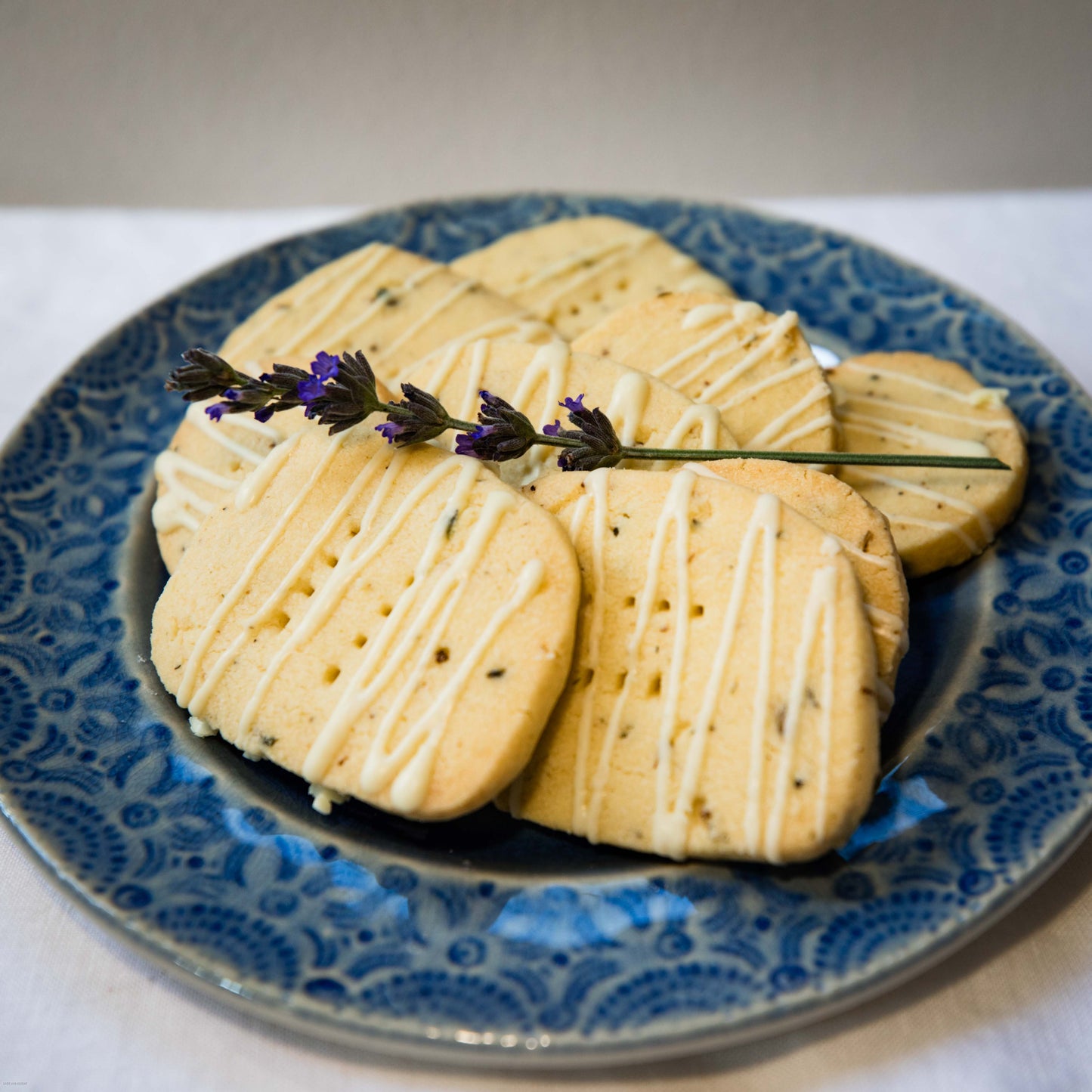 ALL BUTTER LAVENDER SHORTBREAD (free this week)