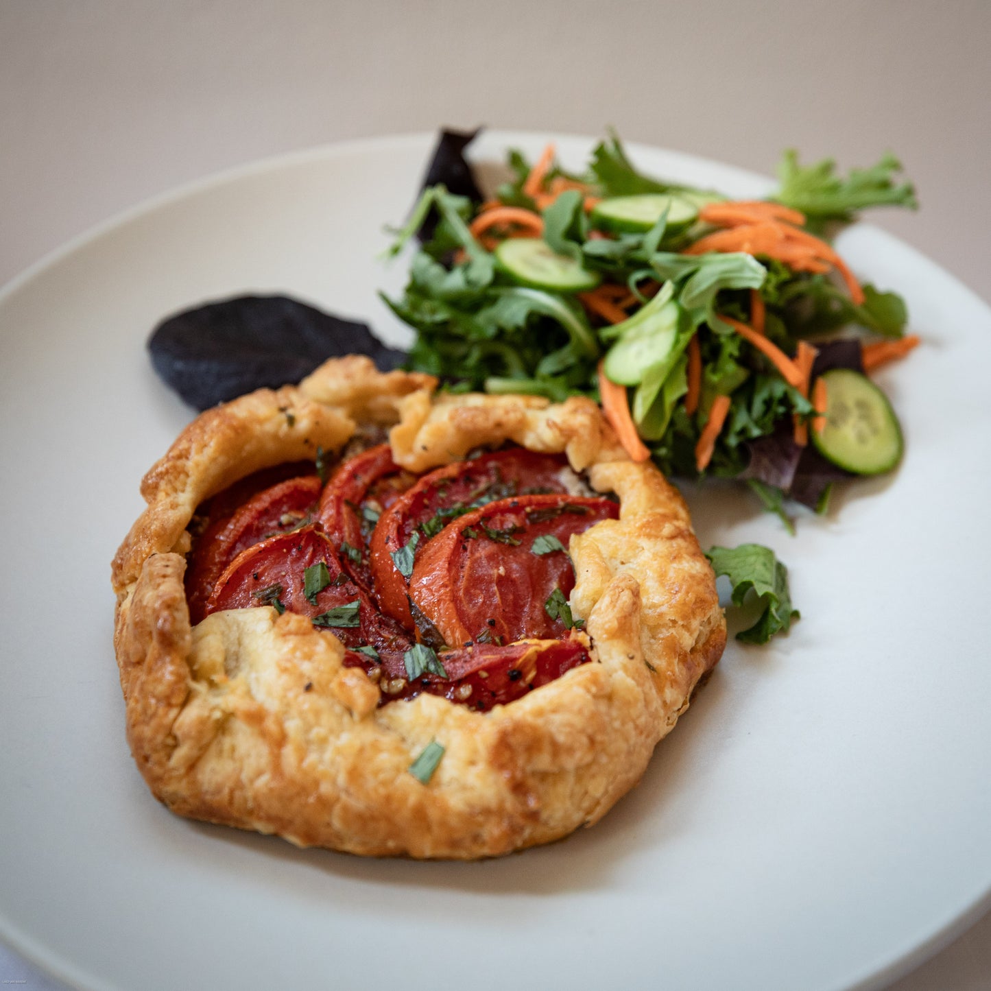 SUMMER TOMATO & TARRAGON TARTS (2 x small)